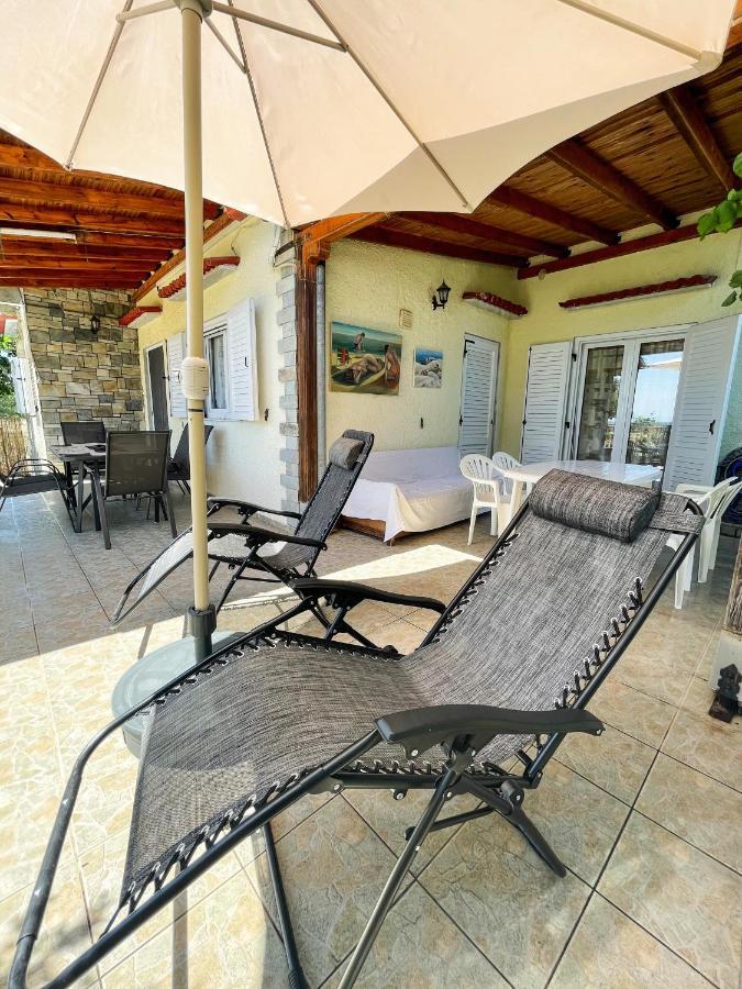 Casa Lia-Beach Front Villa Nea Kallikrateia Exteriér fotografie