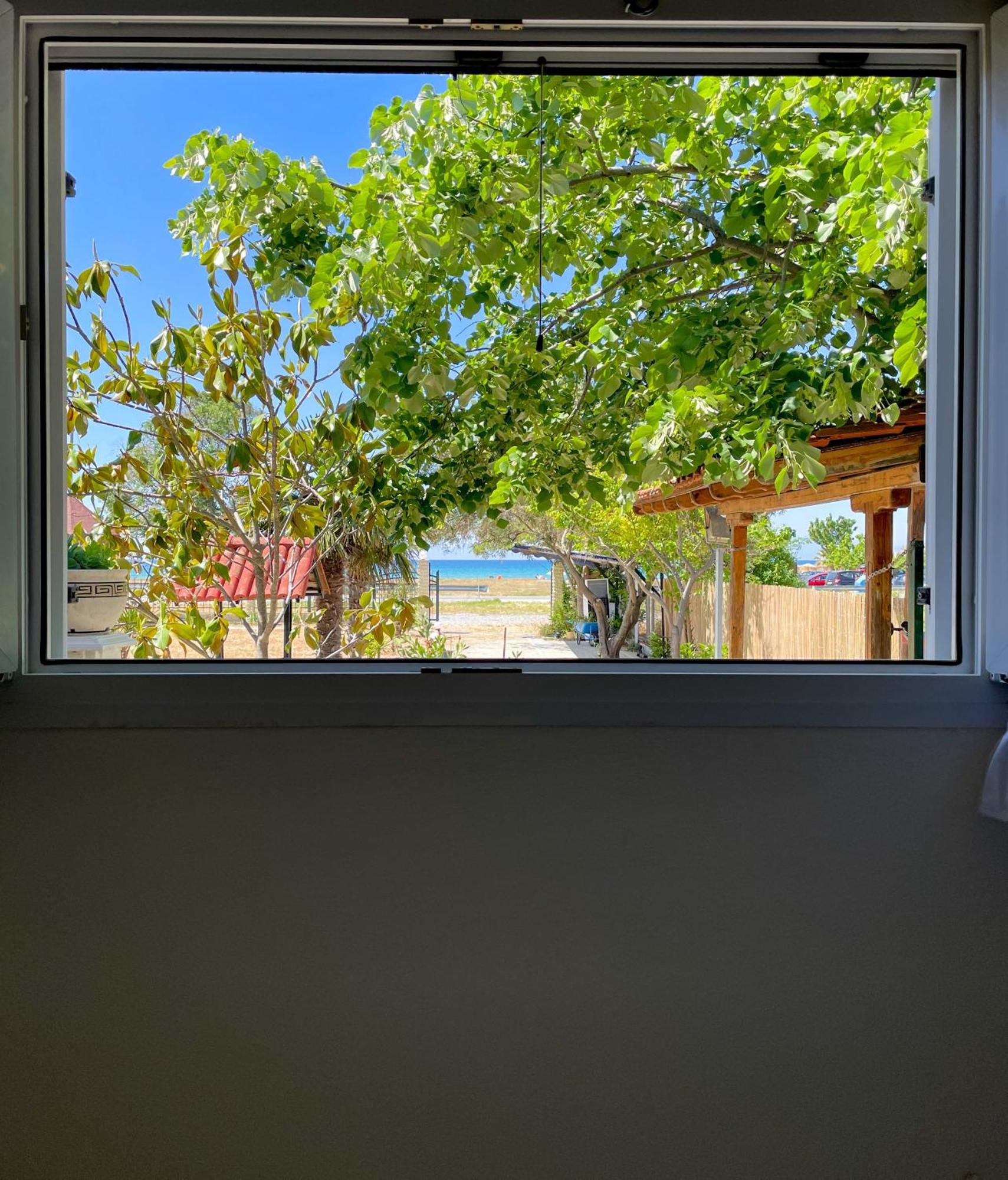 Casa Lia-Beach Front Villa Nea Kallikrateia Exteriér fotografie