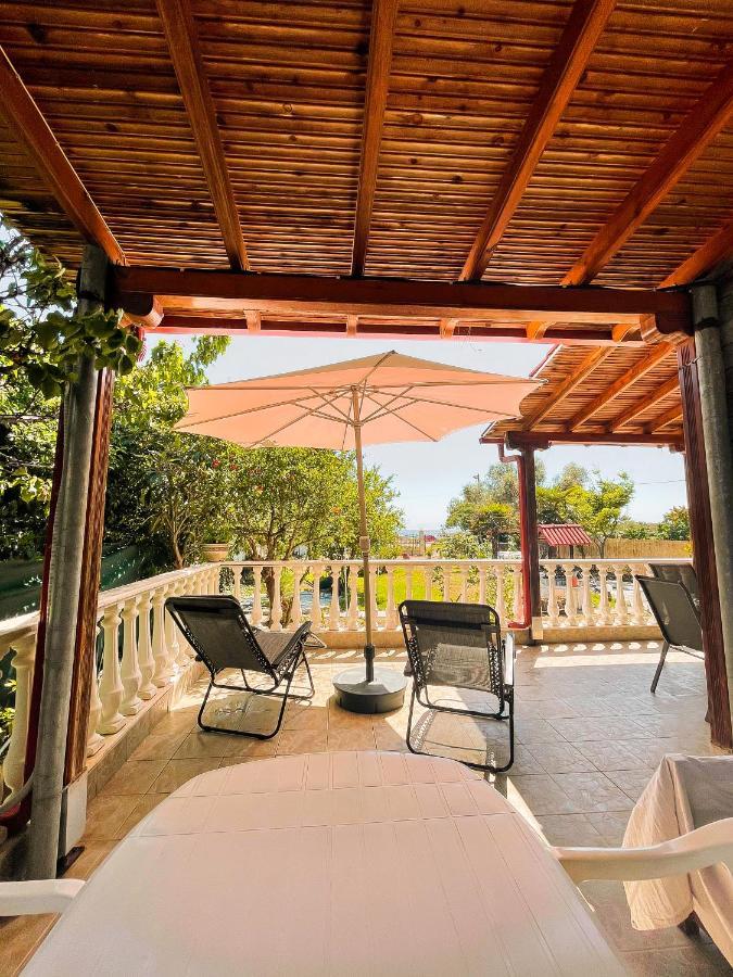 Casa Lia-Beach Front Villa Nea Kallikrateia Exteriér fotografie