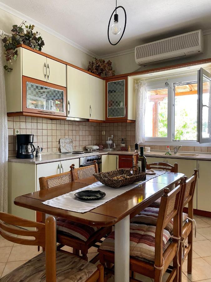 Casa Lia-Beach Front Villa Nea Kallikrateia Exteriér fotografie